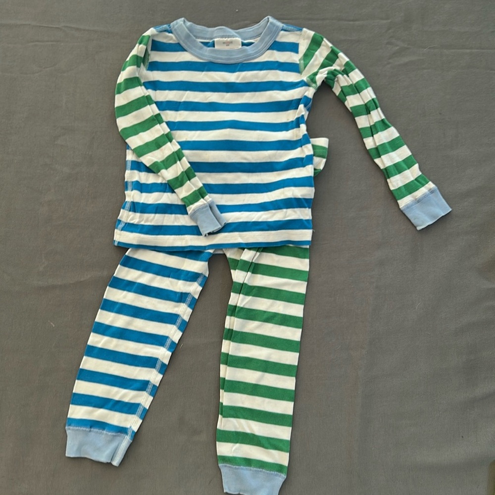 Hanna Andersson size 100cm US 4 long pants & sleeve pjs